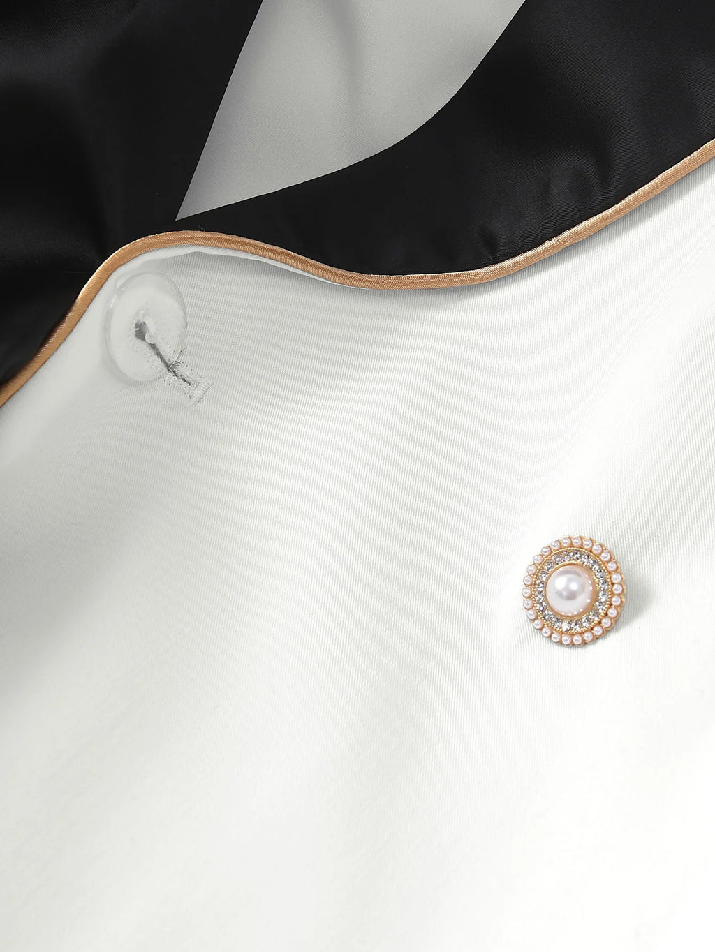 Sophisticated and Elegant Women's Beige Blazer with contrasting lapel